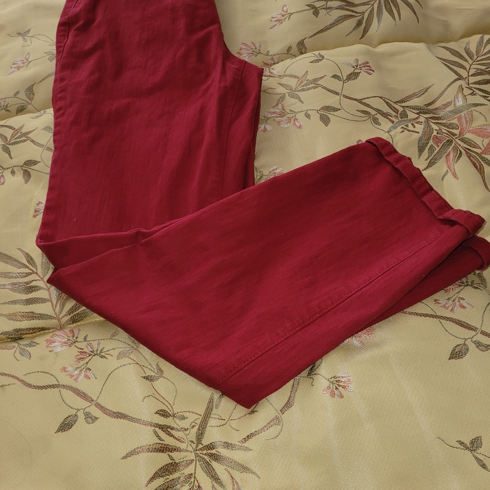 Red jeans 👖